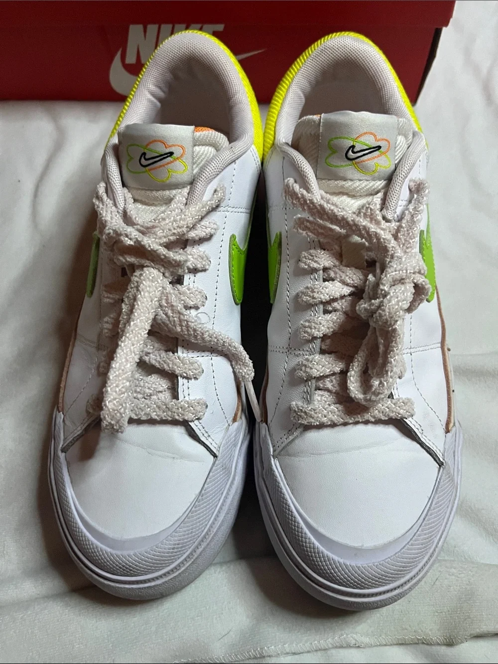 Nike good conditon